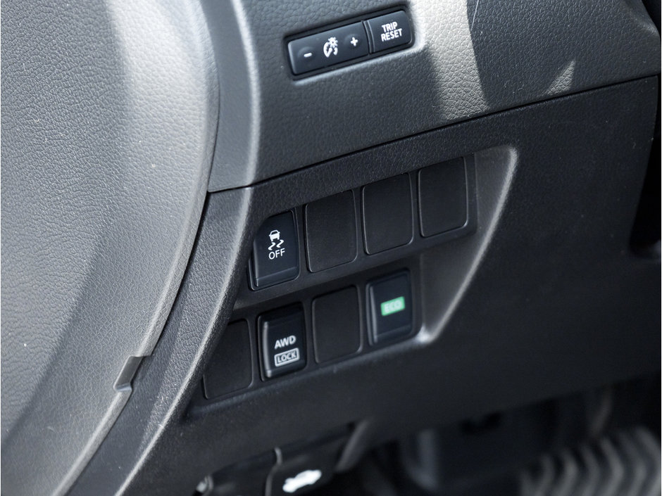 2019 Nissan Qashqai S-13