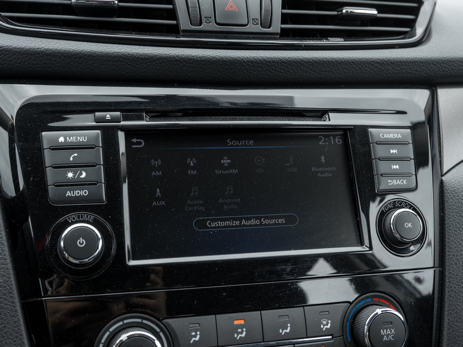 2019 Nissan Qashqai S-18