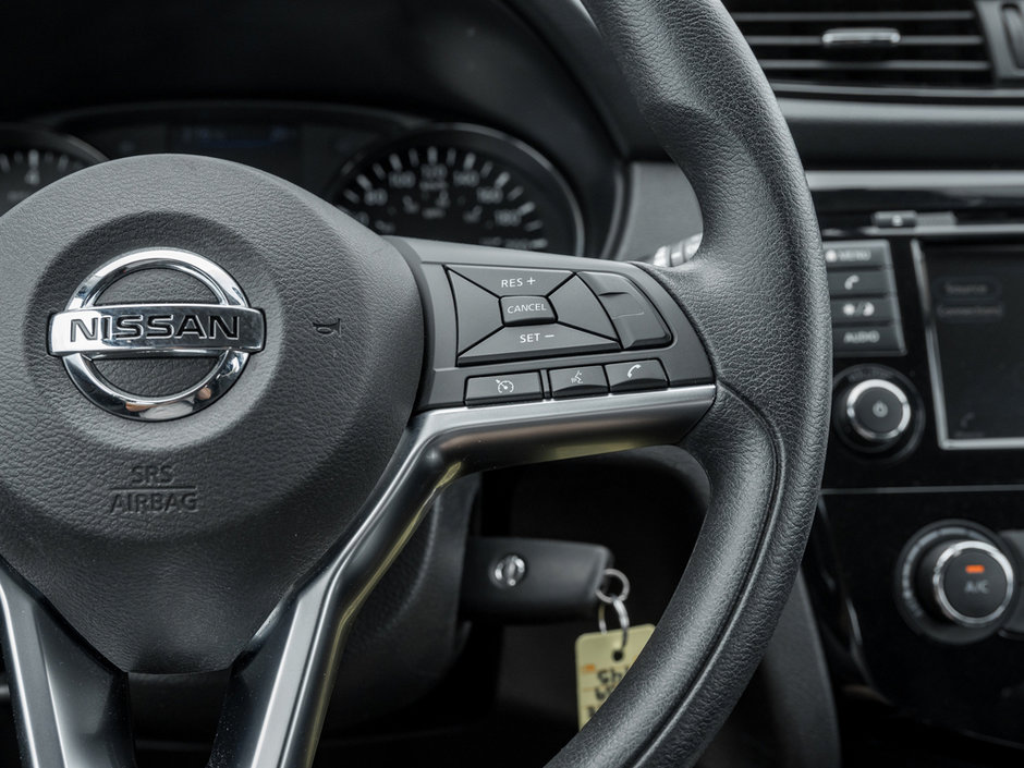 2019 Nissan Qashqai S-9