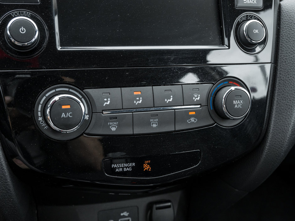 2019 Nissan Qashqai S-17