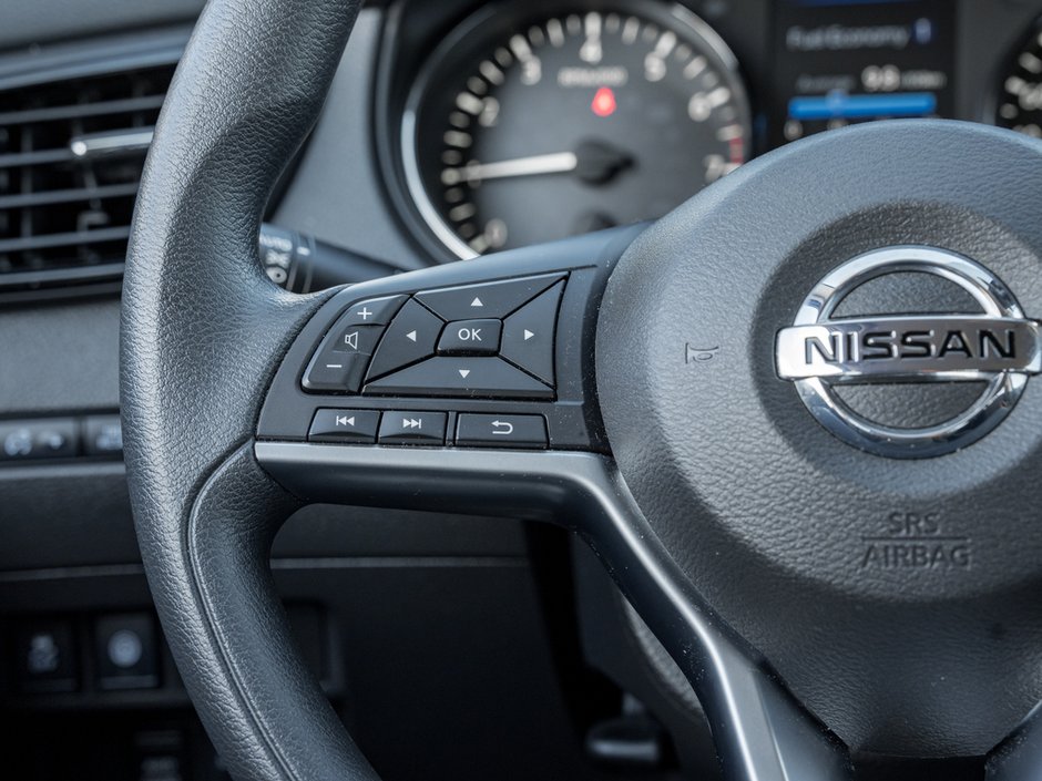 2021 Nissan Qashqai S-8