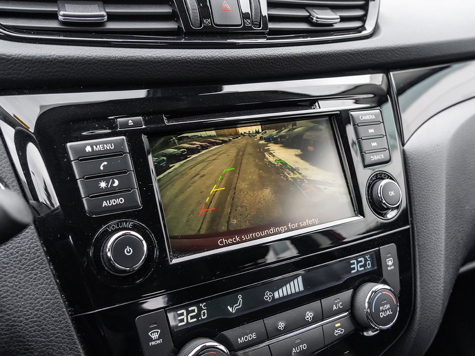 2021 Nissan Qashqai SV-11