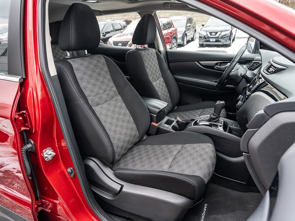 2021 Nissan Qashqai SV-19