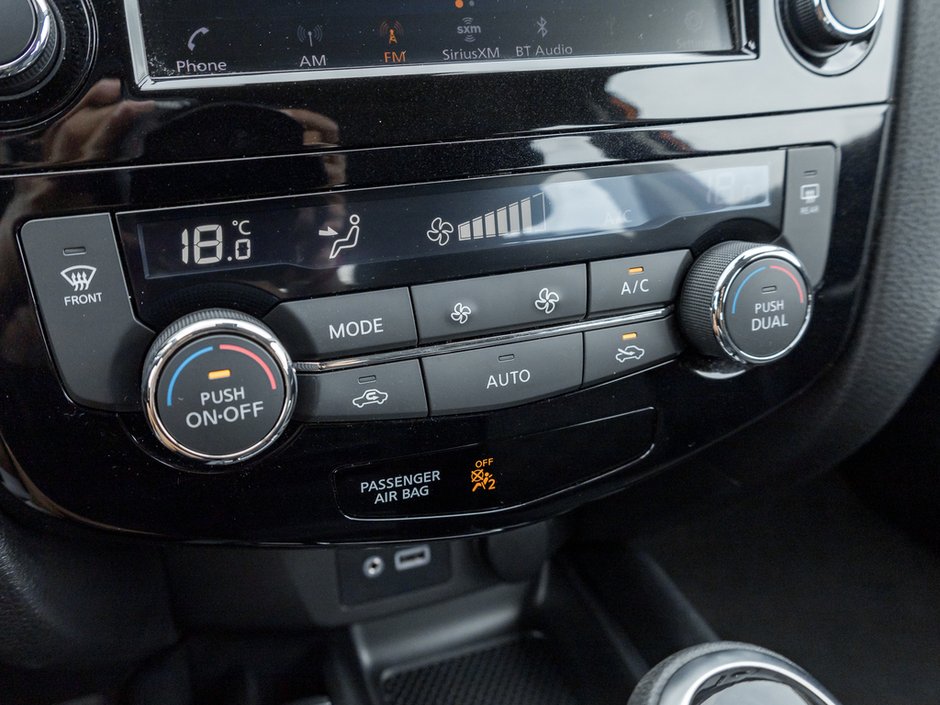 2022 Nissan Qashqai SV-15