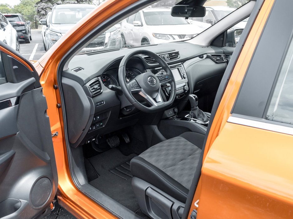 2022 Nissan Qashqai SV-6