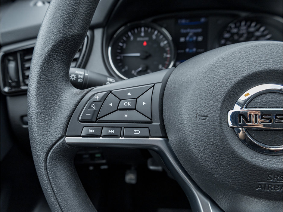 2023 Nissan Qashqai S-8