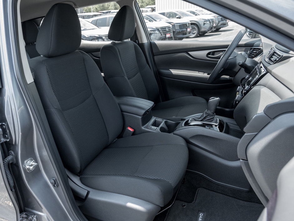 2023 Nissan Qashqai S-20