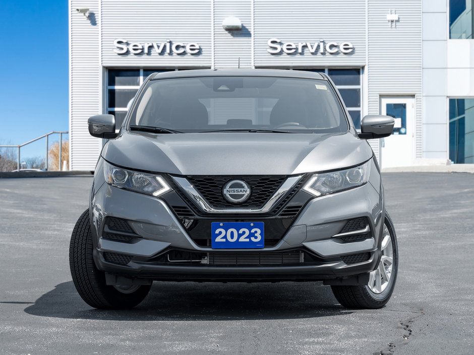 2023 Nissan Qashqai S-1