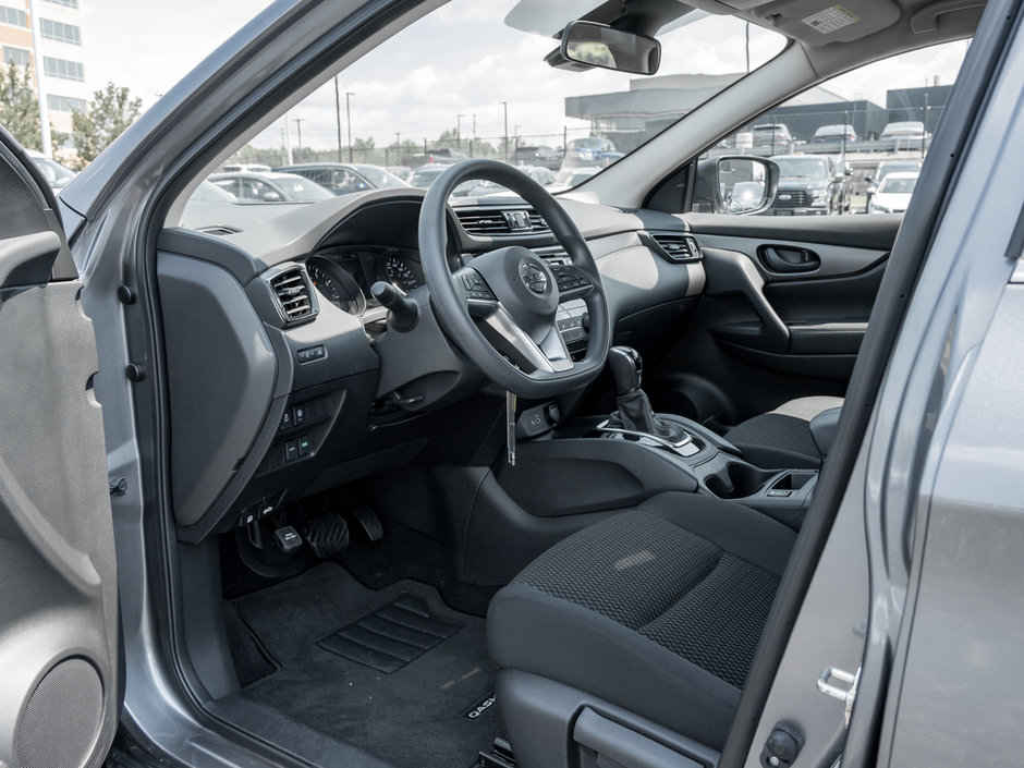 2023 Nissan Qashqai S-6