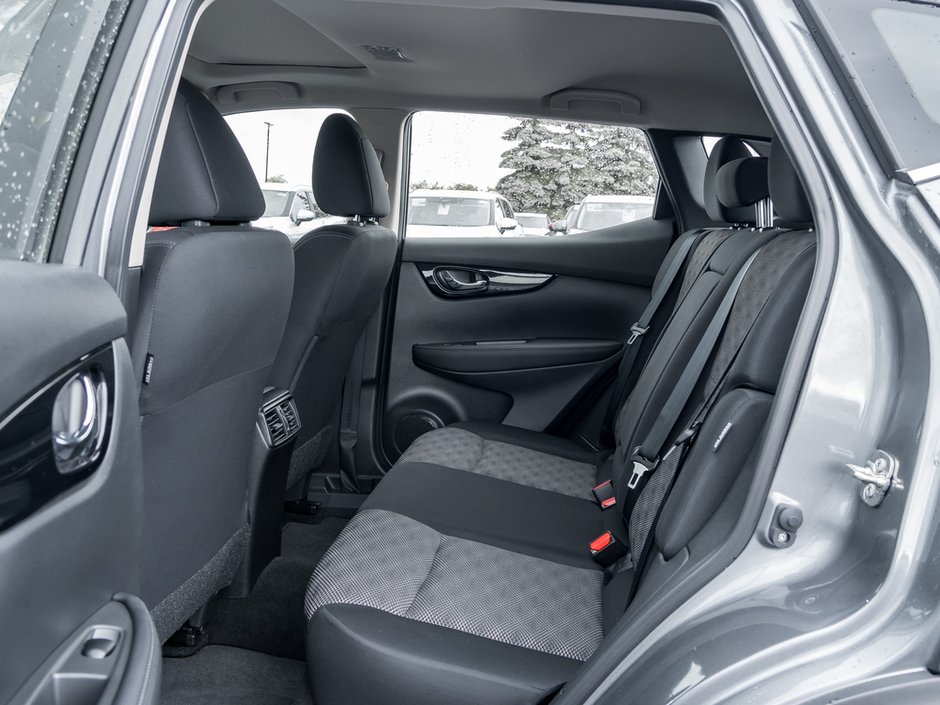 2023 Nissan Qashqai SV-20