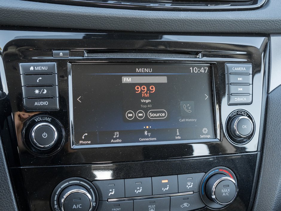 2023 Nissan Qashqai S-18