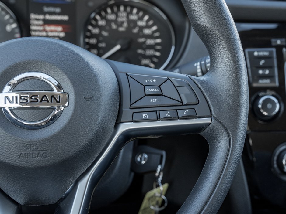 2023 Nissan Qashqai S-9