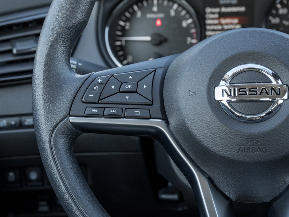 2023 Nissan Qashqai S-8