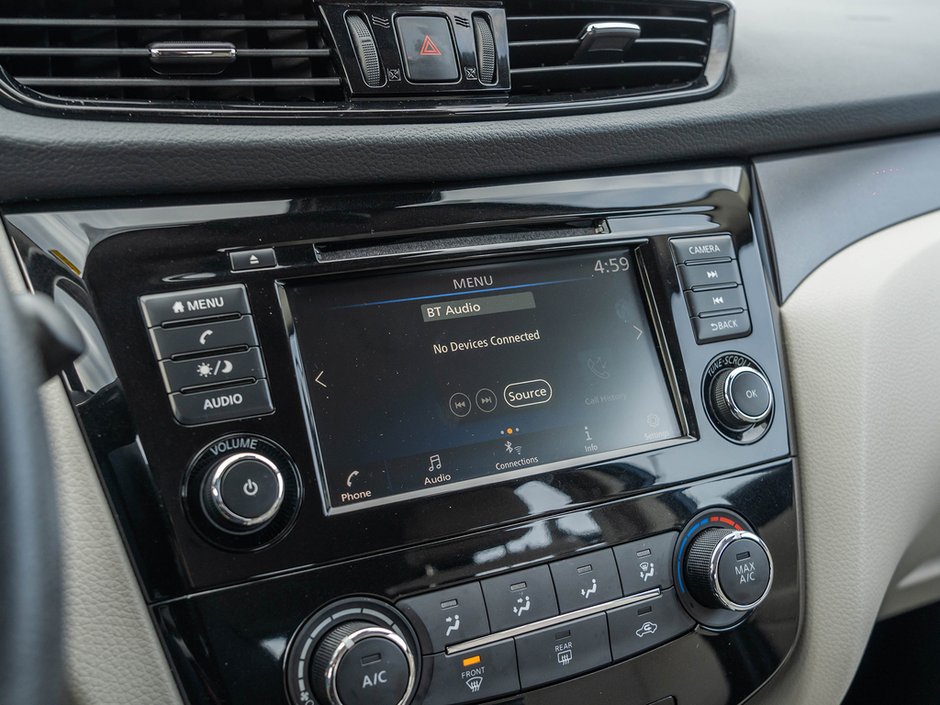 2023 Nissan Qashqai S-16