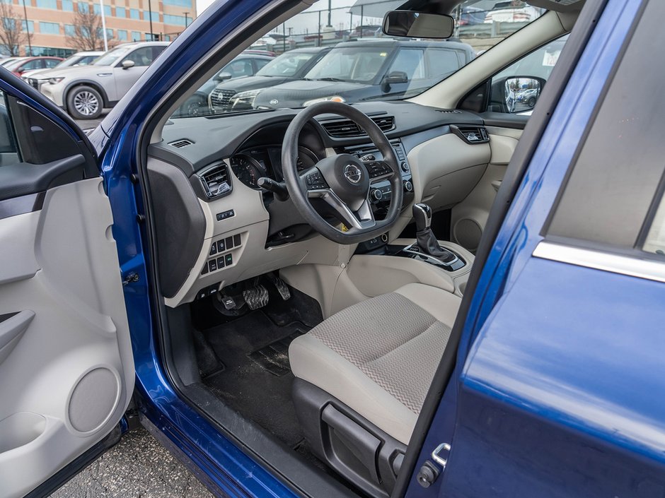 2023 Nissan Qashqai S-6