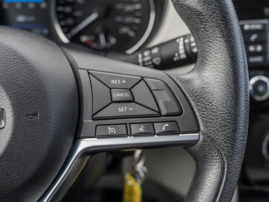2023 Nissan Qashqai S-9