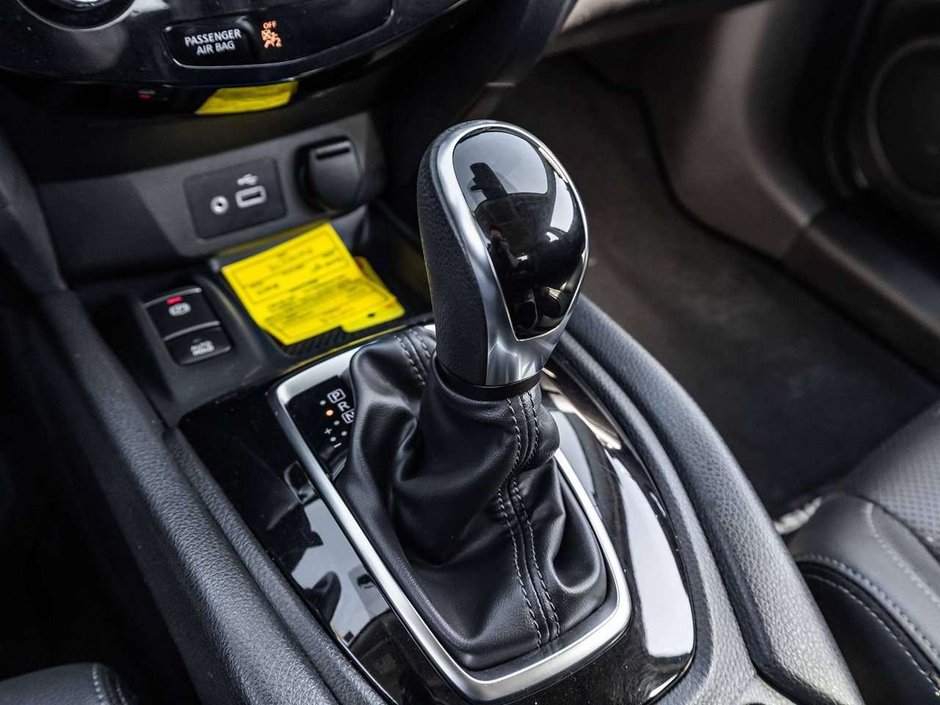 2023 Nissan Qashqai SL-17