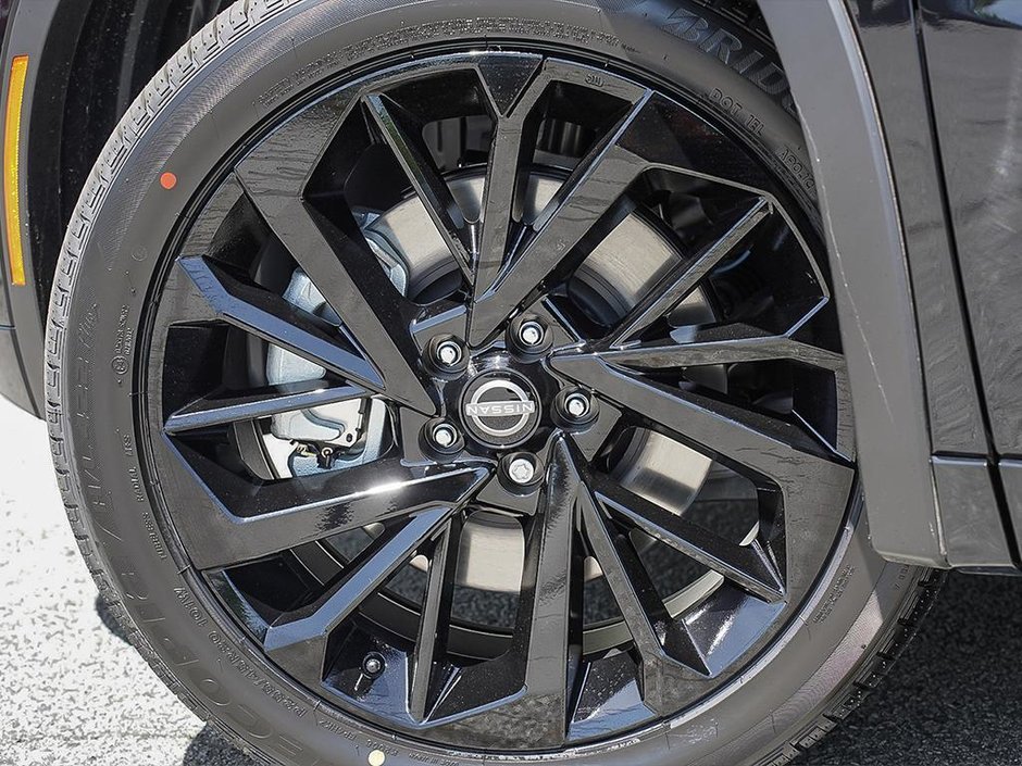 2026 Nissan Rogue Plug-in Hybrid Platinum-7