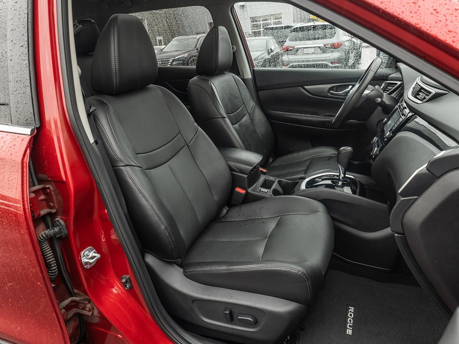 2016 Nissan Rogue SL-18