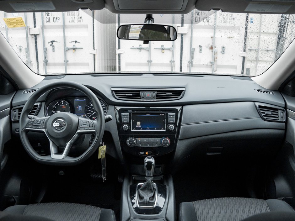 2018 Nissan Rogue S-20