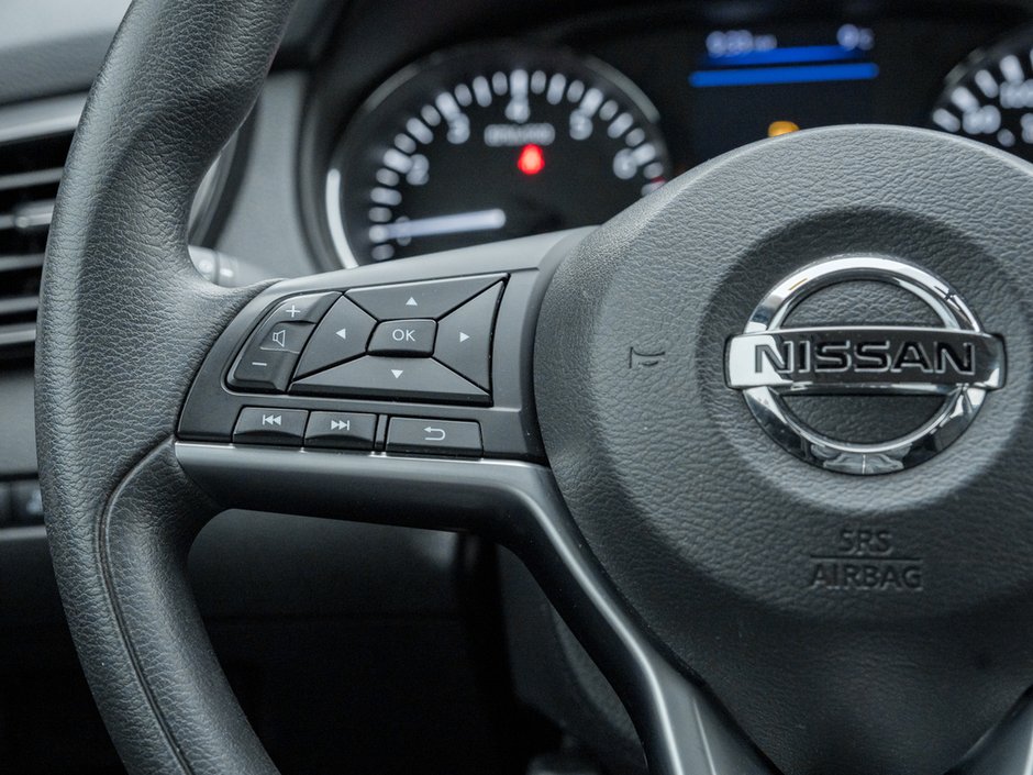 2018 Nissan Rogue S-8