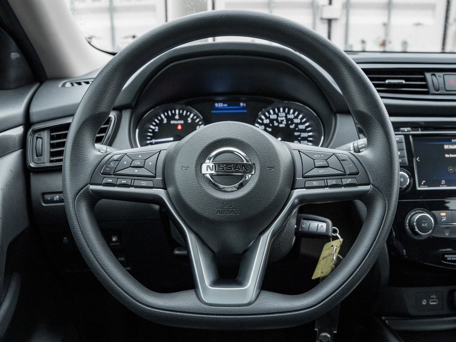 2018 Nissan Rogue S-7