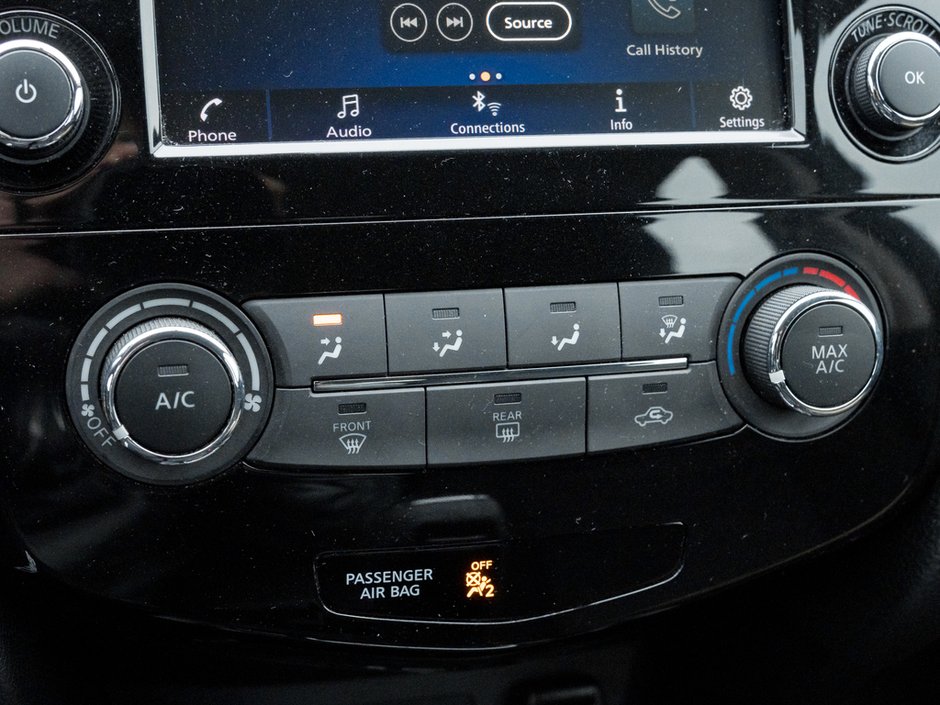 2018 Nissan Rogue S-16