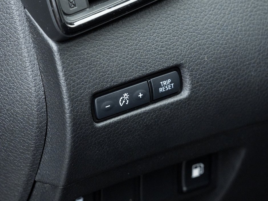 2018 Nissan Rogue S-13