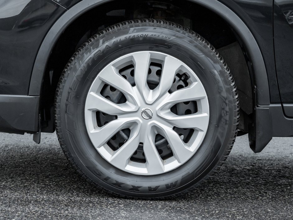 2018 Nissan Rogue S-3