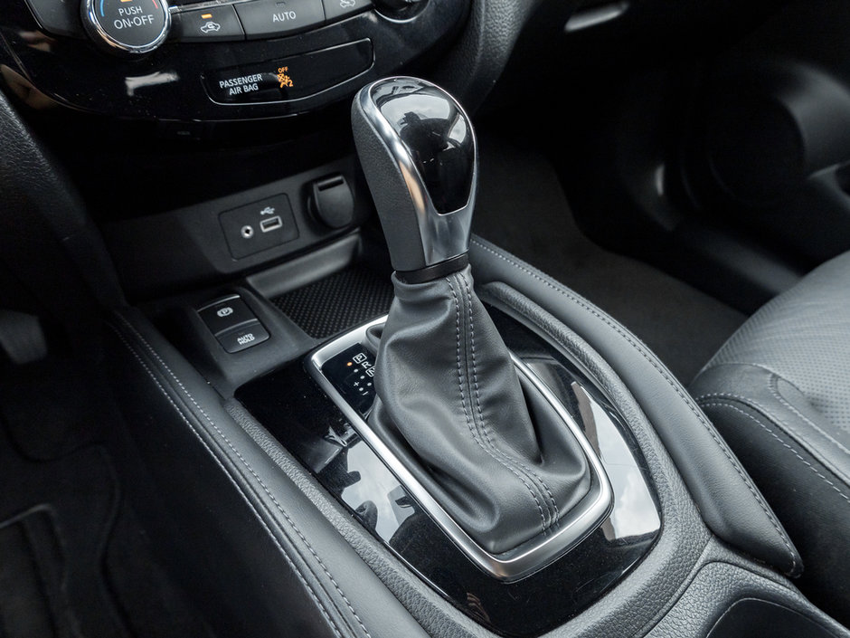 2019 Nissan Rogue SL-16