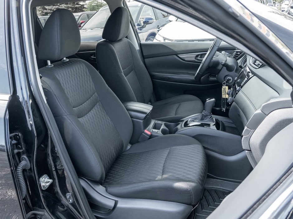 2020 Nissan Rogue S-20