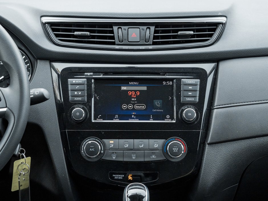 2020 Nissan Rogue S-22