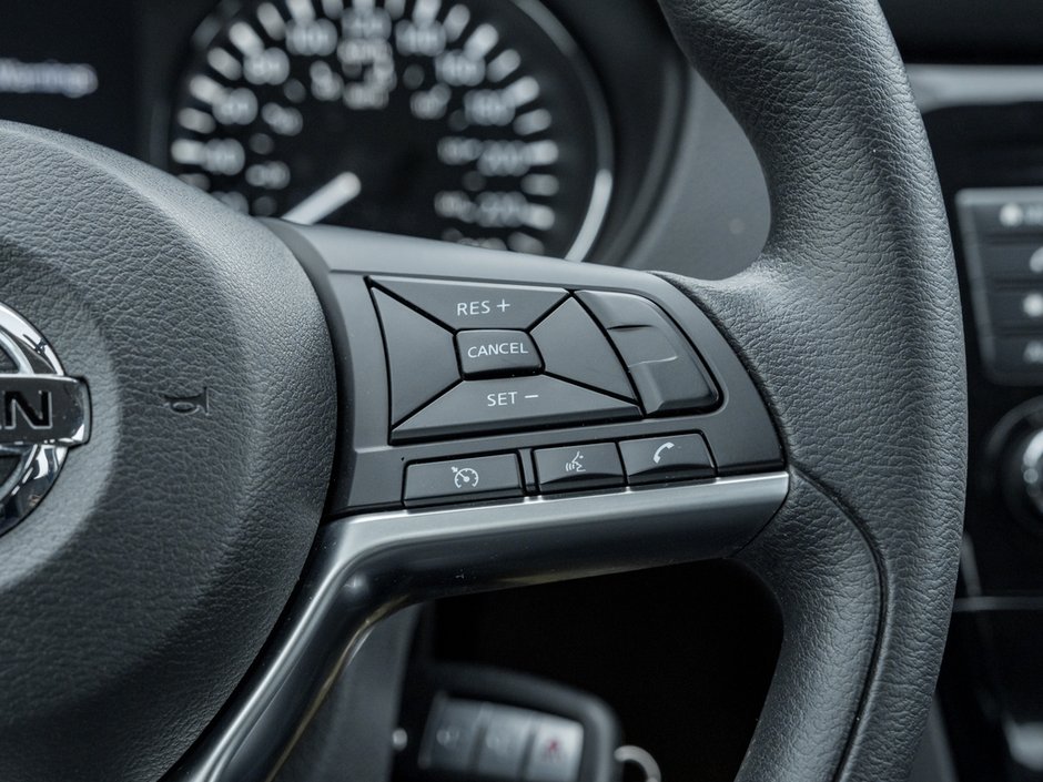 2020 Nissan Rogue S-9