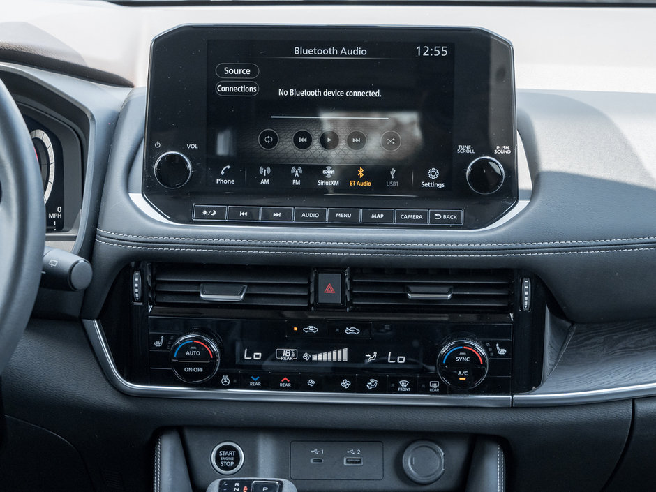 2021 Nissan Rogue Platinum-25