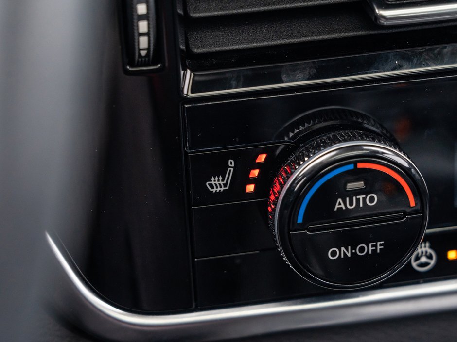 2021 Nissan Rogue Platinum-23