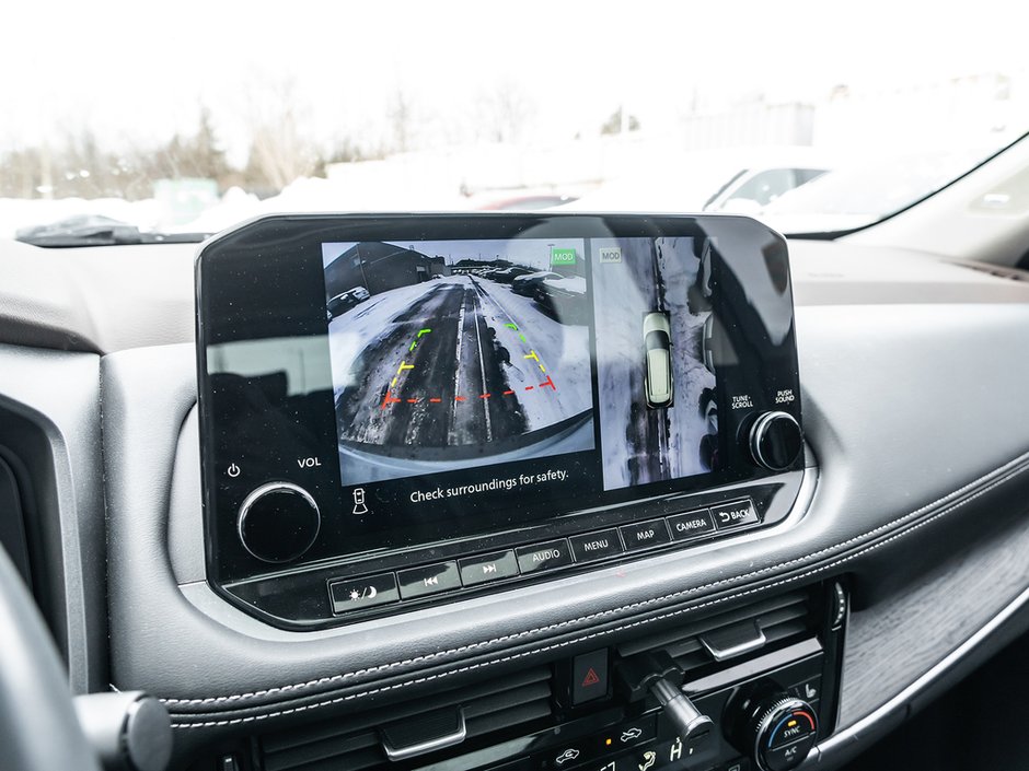 2021 Nissan Rogue Platinum-13