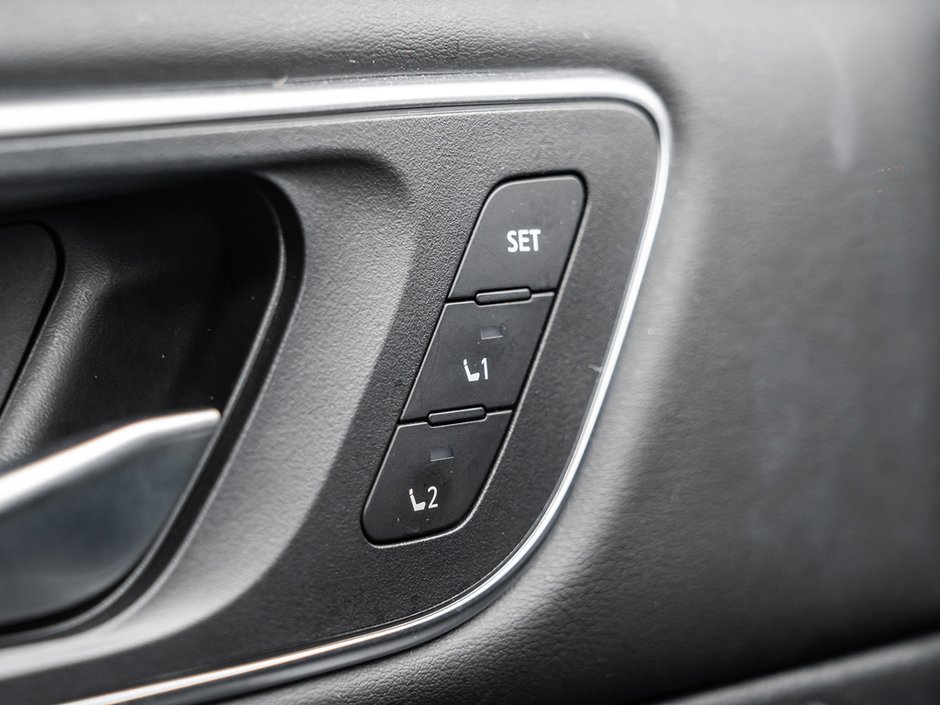 2021 Nissan Rogue Platinum-15