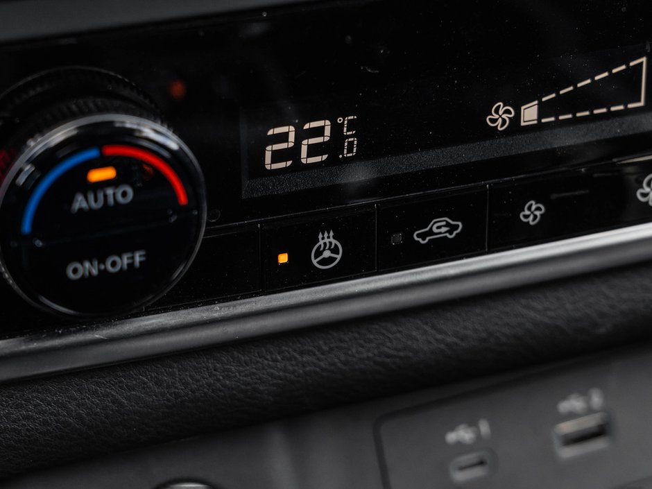 2021 Nissan Rogue S-17