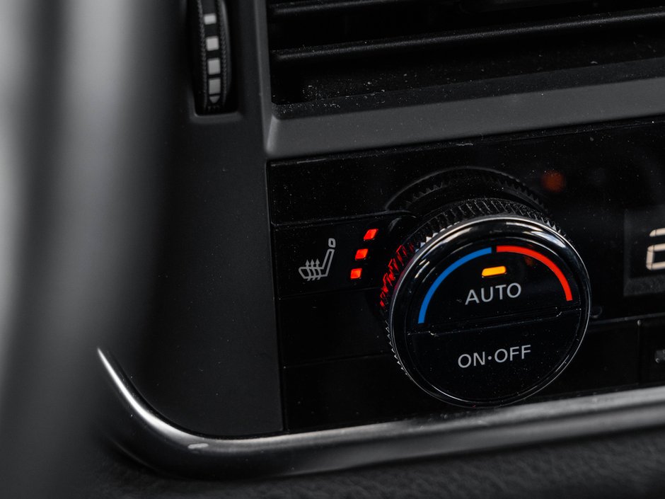 2021 Nissan Rogue S-16