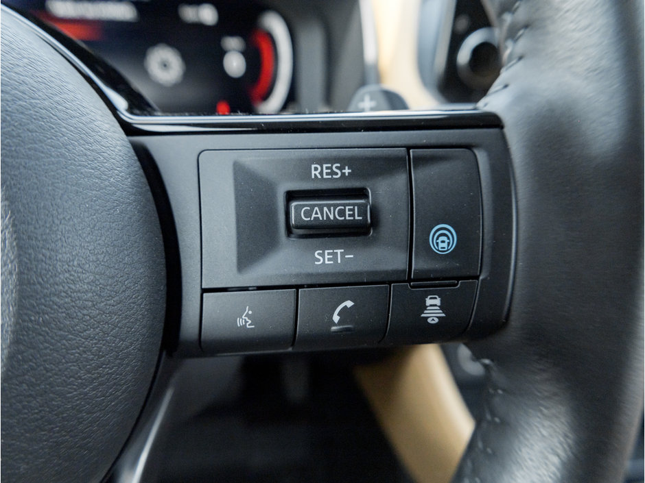 2022 Nissan Rogue Platinum-10