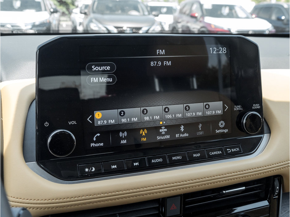 2022 Nissan Rogue Platinum-23