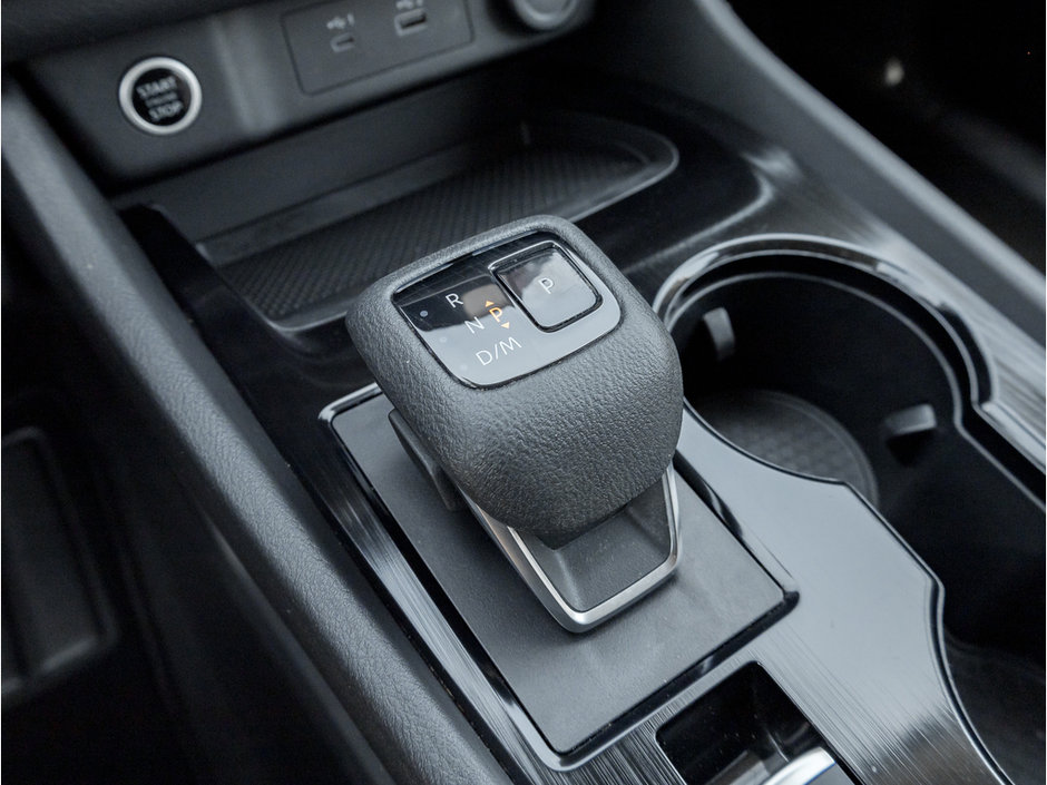 2022 Nissan Rogue SV-14