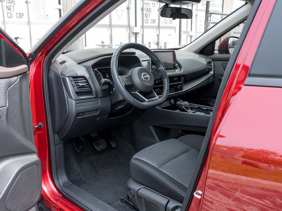 2022 Nissan Rogue S-6