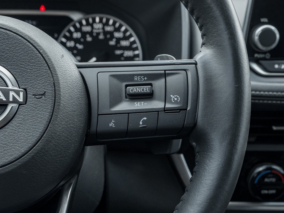2022 Nissan Rogue S-10