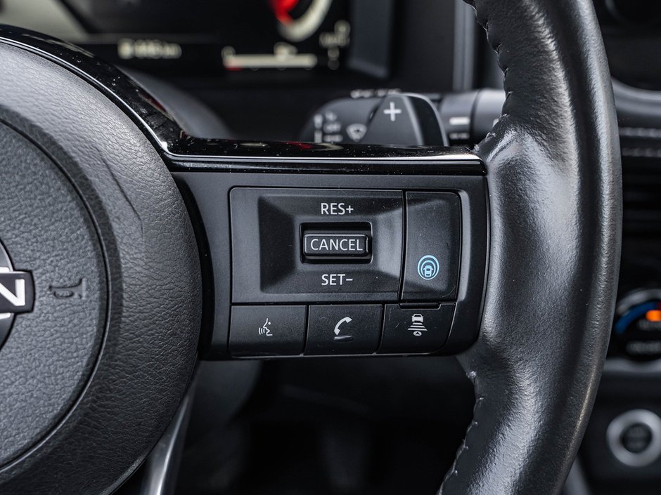 2022 Nissan Rogue Platinum-10