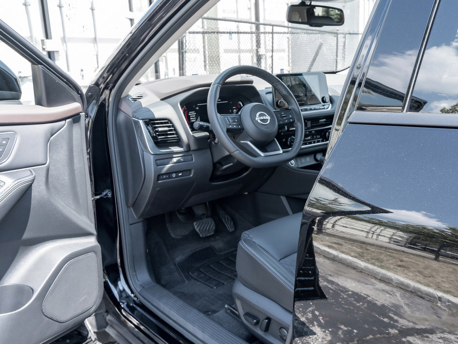 2023 Nissan Rogue Platinum-6