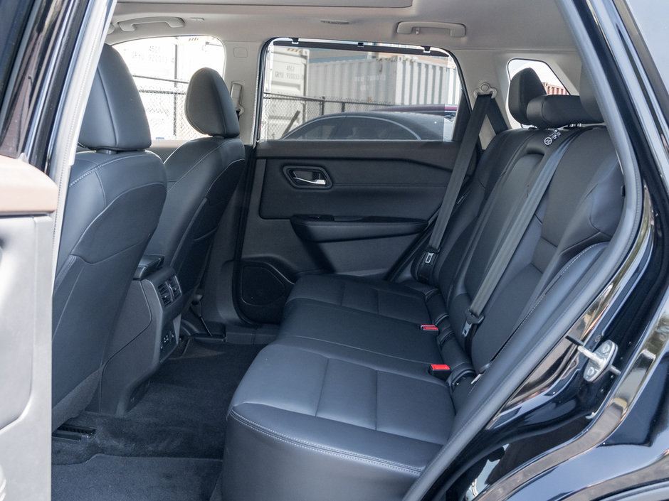 2023 Nissan Rogue SV-20