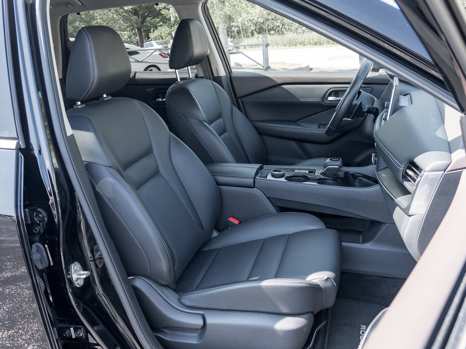 2023 Nissan Rogue SV-19