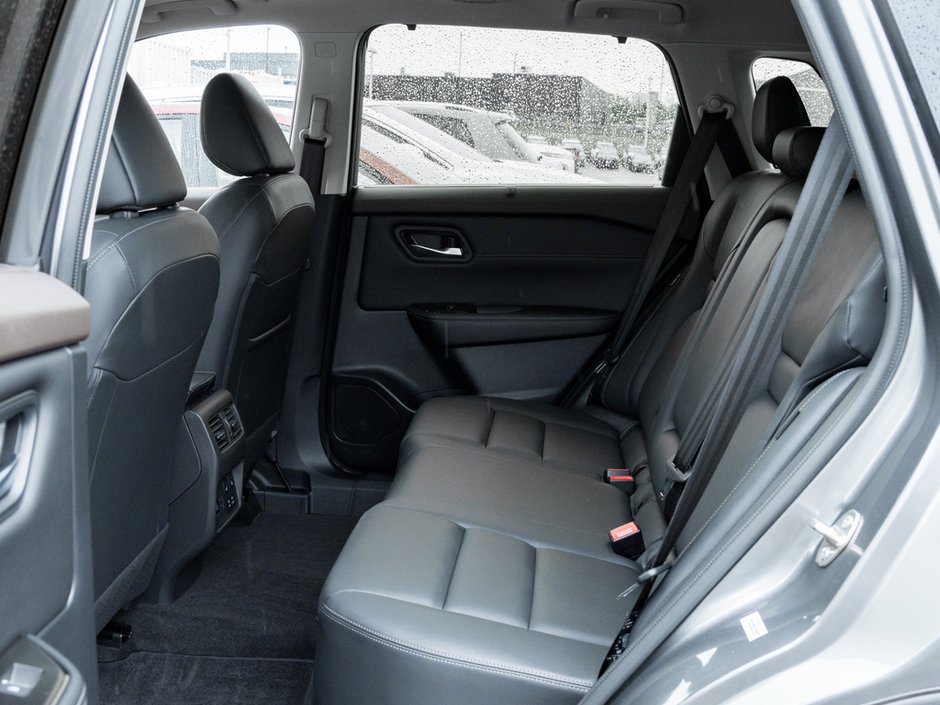 2023 Nissan Rogue SL-24