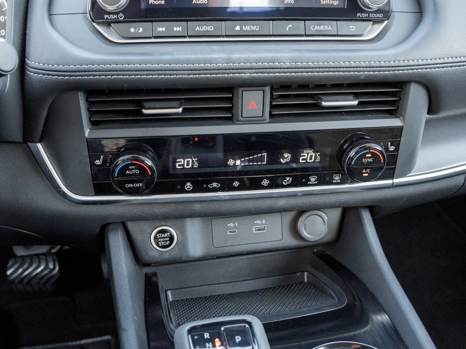 2023 Nissan Rogue SV-18